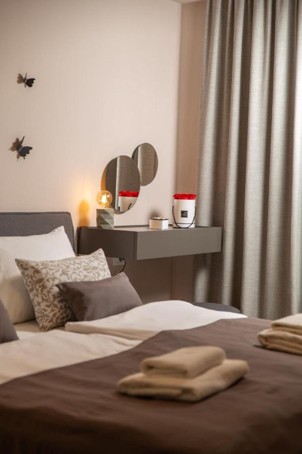 Apartment Hana Pjescana Uvala Bagian luar foto