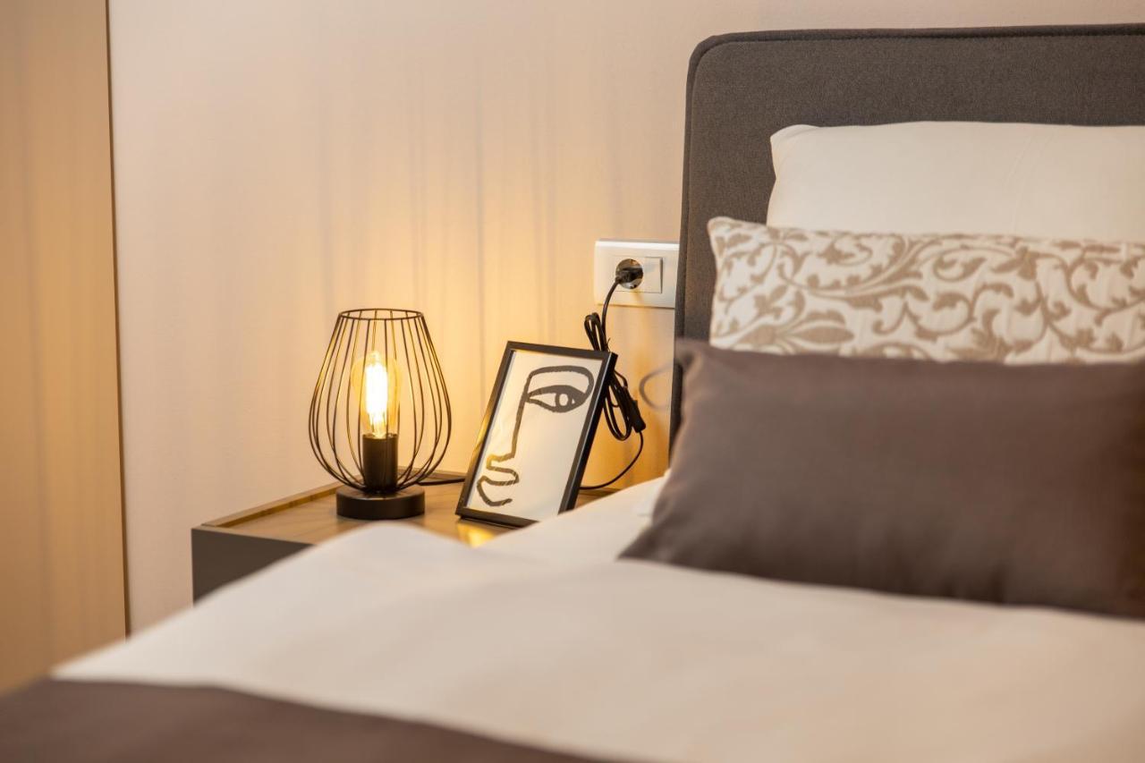 Apartment Hana Pjescana Uvala Bagian luar foto