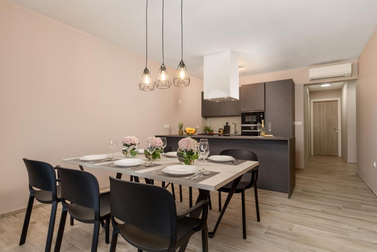 Apartment Hana Pjescana Uvala Bagian luar foto