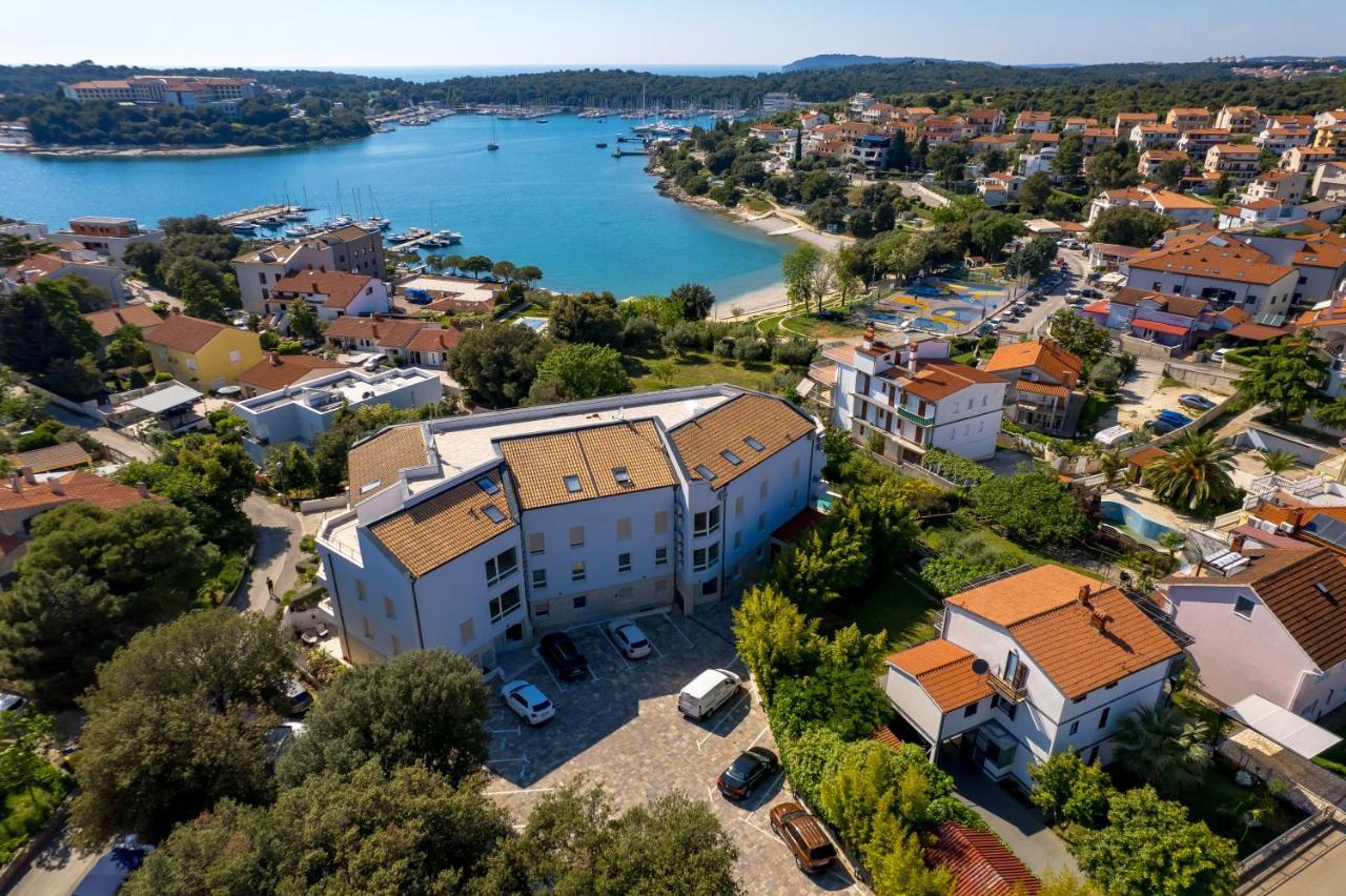 Apartment Hana Pjescana Uvala Bagian luar foto