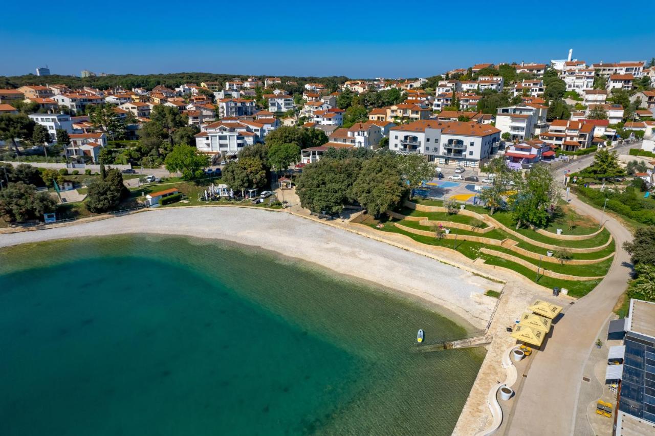 Apartment Hana Pjescana Uvala Bagian luar foto